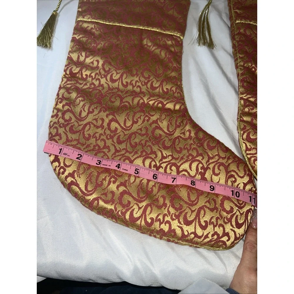 2 VILLA BACCI BURGUNDY & GOLD TAPESTRY 17x 10 INCH‎ MATCHING CHRISTMAS STOCKINGS